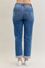 Load image into Gallery viewer, Judy Blue Mid Rise Boyfriend
