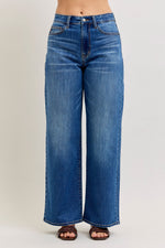 Load image into Gallery viewer, Judy Blue High Waist Baggy/Wide Leg Jeans
